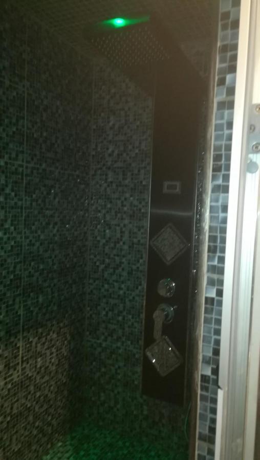 Studette Avec Spa & Jacuzzi Sète Buitenkant foto